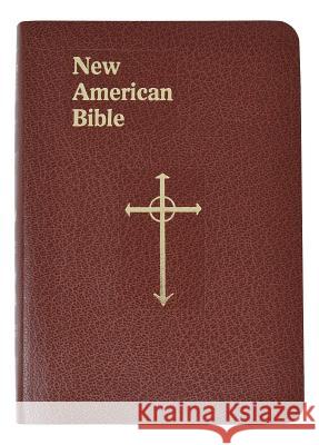 Saint Joseph Personal Size Bible-NABRE Catholic Book Publishing Co 9780899425832 Catholic Book Publishing Company - książka