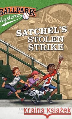 Satchel's Stolen Strike David A. Kelly Mark Meyers 9781959378075 Curveball Books - książka