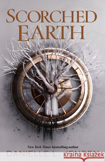 Scorched Earth Danielle L. Jensen 9781250290823 Tor Teen - książka