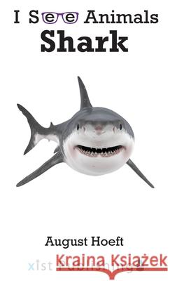 Shark August Hoeft   9781532434464 Xist Publishing - książka