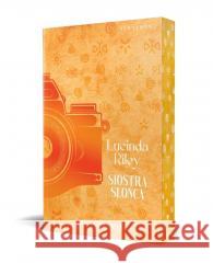 Siedem Sióstr T.6 Siostra Słońca (barwione brzegi) Lucinda Riley 9788383614069 Albatros - książka