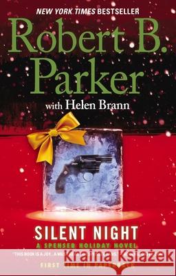 Silent Night Robert B. Parker Helen Brann 9780425271612 Berkley Publishing Group - książka