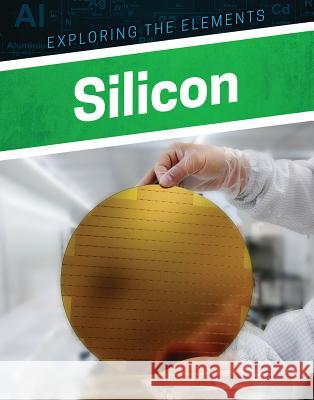 Silicon Clara Maccarald 9781978503700 Enslow Publishing - książka