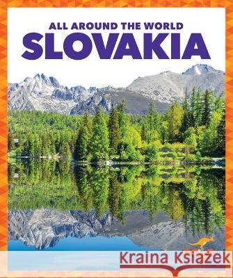 Slovakia Kristine Spanier 9798885242097 JUMP LIBRARY - książka