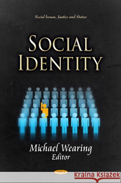 Social Identity Michael Wearing 9781613244623 Nova Science Publishers Inc - książka