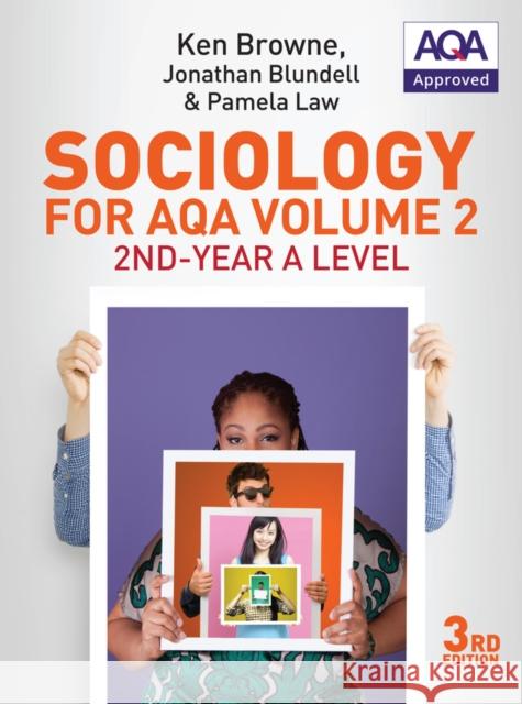 Sociology for AQA Volume 2: 2nd-Year a Level Browne, K 9780745696942 John Wiley and Sons Ltd - książka