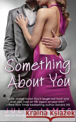 Something about You Julie James 9780425233382 Berkley - książka