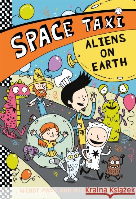 Space Taxi: Aliens on Earth Wendy Mass Michael Brawer 9780316308465 Little, Brown Books for Young Readers - książka