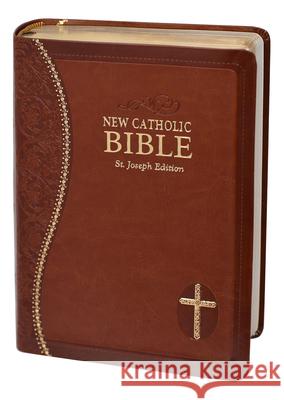 St. Joseph New Catholic Bible (Gift Edition - Personal Size) Catholic Book Publishing Corp 9781953152190 Catholic Book Publishing - książka