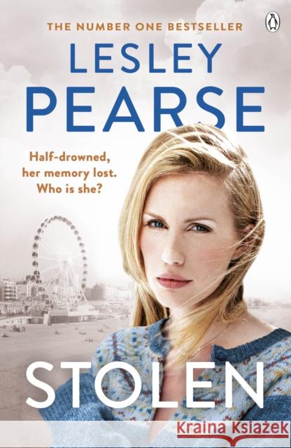 Stolen: A woman washes up on a beach, barely alive. Who is she? Lesley Pearse 9780141030500 PENGUIN UK - książka