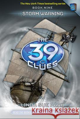 Storm Warning (the 39 Clues, Book 9): Volume 9 [With 6 Cards] Park, Linda Sue 9780545060493  - książka