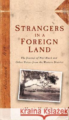 Strangers in a Foreign Land Maggie Mackellar 9780522855128 Melbourne University - książka