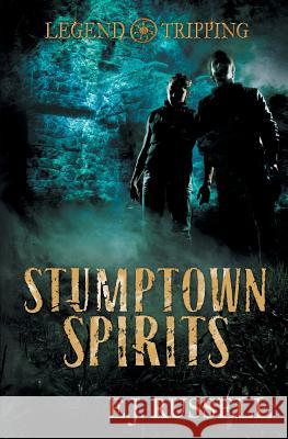 Stumptown Spirits E J Russell 9781626494091 Riptide Publishing - książka