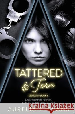 Tattered & Torn Aurelia T. Evans 9781802502541 Entwined Publishing - książka