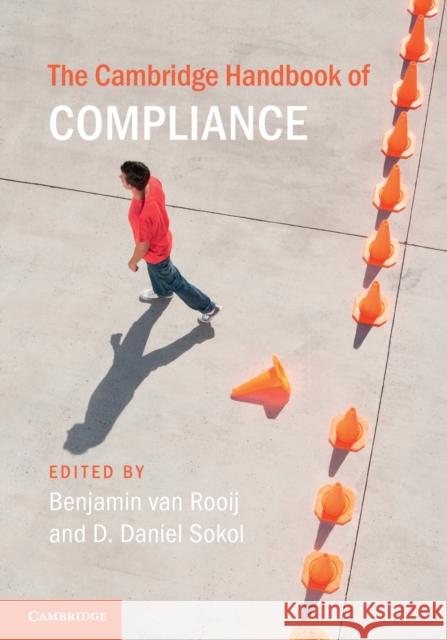 The Cambridge Handbook of Compliance  9781009280129 Cambridge University Press - książka