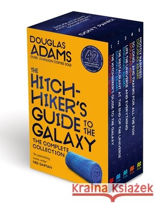 The Complete Hitchhiker's Guide to the Galaxy Boxset Douglas Adams 9781529044195 Pan Macmillan - książka