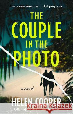 The Couple in the Photo Helen Cooper 9780593544907 G.P. Putnam's Sons - książka