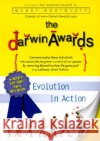 The Darwin Awards: Evolution in Action Northcutt, Wendy 9780452283442 Plume Books