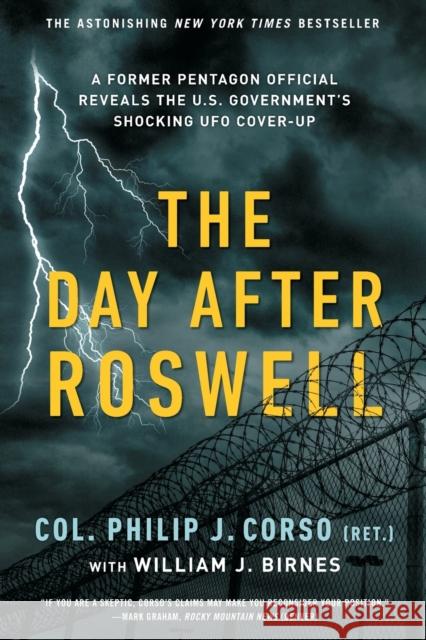 The Day After Roswell William J. Birnes Philip Corso 9781501172007 Gallery Books - książka