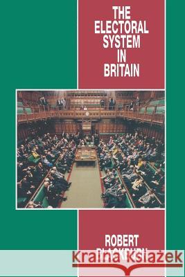 The Electoral System in Britain Robert Blackburn 9780333629185 Palgrave Macmillan - książka