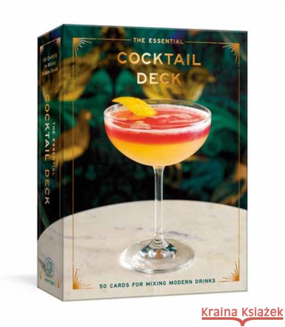 The Essential Cocktail Deck: 50 Cards for Mixing Modern Drinks Potter Gift                              Daniel Krieger 9780593235706 Clarkson Potter Publishers - książka
