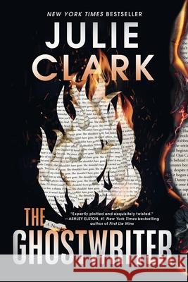 The Ghostwriter (Standard Edition) Julie Clark 9781464282379 Sourcebooks Landmark - książka