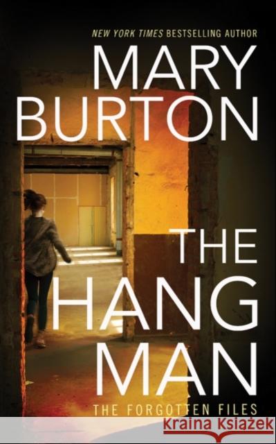 The Hangman Mary Burton 9781503943698 Amazon Publishing - książka