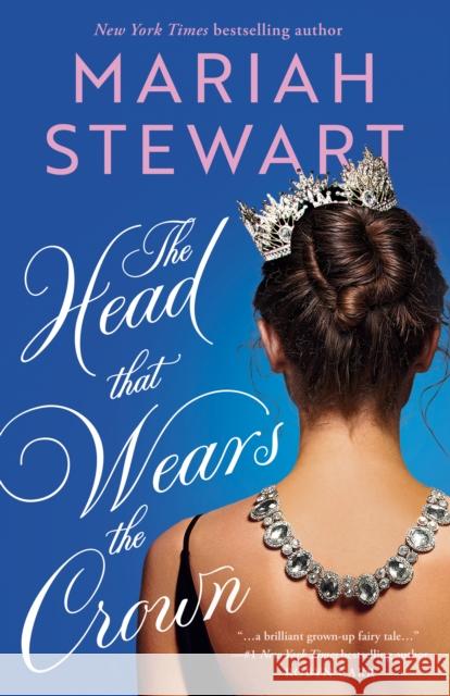 The Head That Wears the Crown Mariah Stewart 9781662512728 Montlake - książka