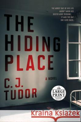 The Hiding Place C. J. Tudor 9781984846792 Cengage Learning, Inc - książka
