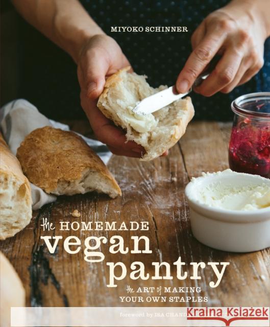 The Homemade Vegan Pantry: The Art of Making Your Own Staples [A Cookbook] Miyoko Schinner 9781607746775 Random House USA Inc - książka