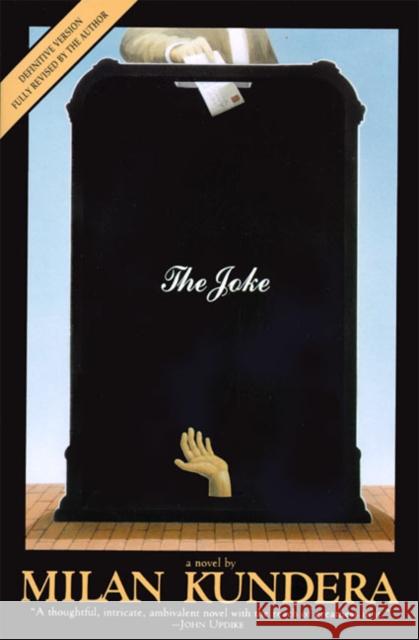 The Joke Milan Kundera 9780060995058 Harper Perennial - książka