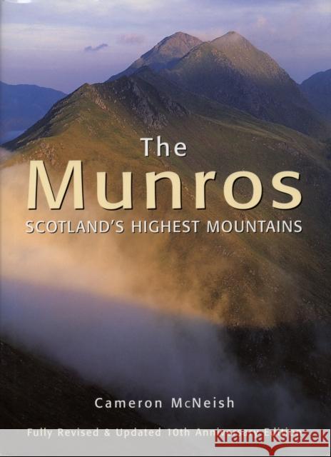 The Munros: Scotland's Highest Mountains Cameron McNeish 9781842040829 Lomond Books - książka