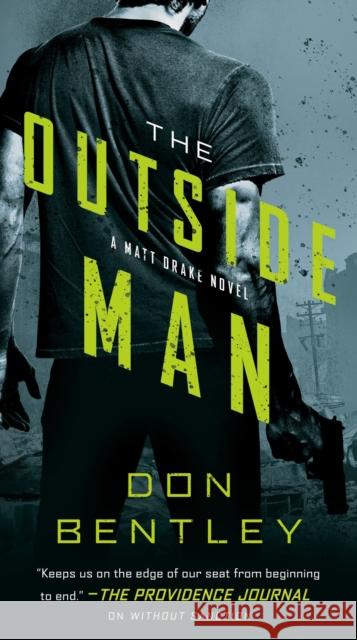 The Outside Man Don Bentley 9781984805157 Penguin Adult - książka