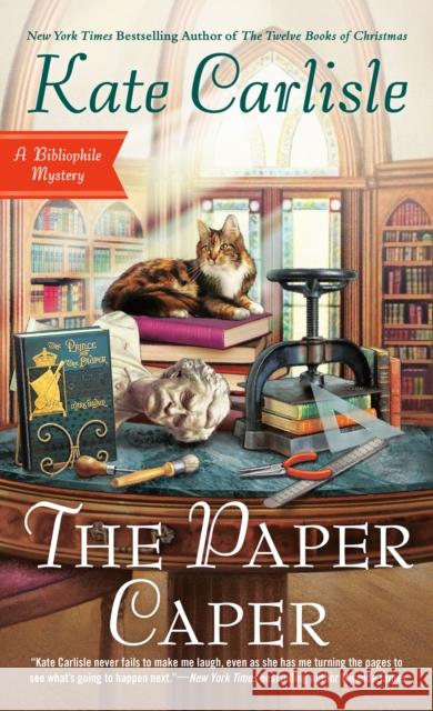 The Paper Caper Kate Carlisle 9780593201480 Penguin Putnam Inc - książka