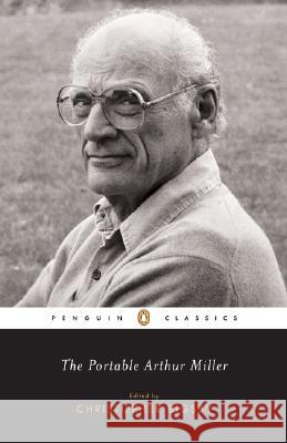 The Portable Arthur Miller Arthur Miller Harold Clurman 9780142437551 Penguin Books - książka