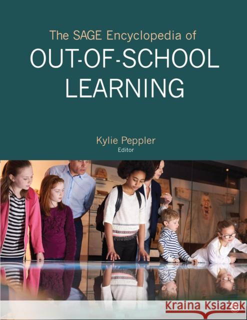 The Sage Encyclopedia of Out-Of-School Learning Kylie Peppler 9781483385211 Sage Publications, Inc - książka