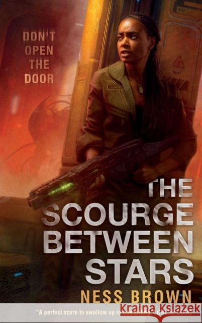 The Scourge Between Stars Ness Brown 9781250834683 Tor Publishing Group - książka