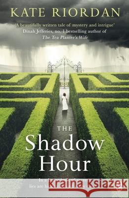 The Shadow Hour Kate Riordan 9781405917445 PENGUIN GROUP - książka