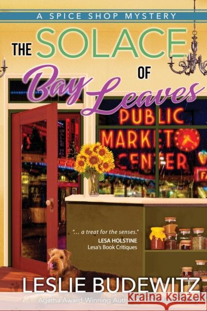 The Solace of Bay Leaves Budewitz, Leslie 9781645060178 Seventh Street Books - książka