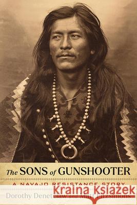 The Sons of Gunshooter Matt Fitzsimons 9780816556168 University of Arizona Press - książka