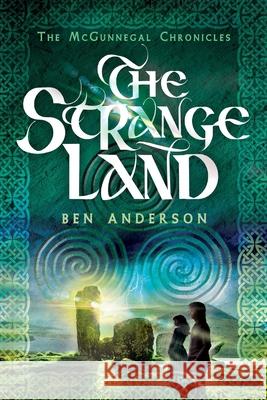 The Strange Land Ben Anderson 9781969940033 Wood Between Worlds Press - książka