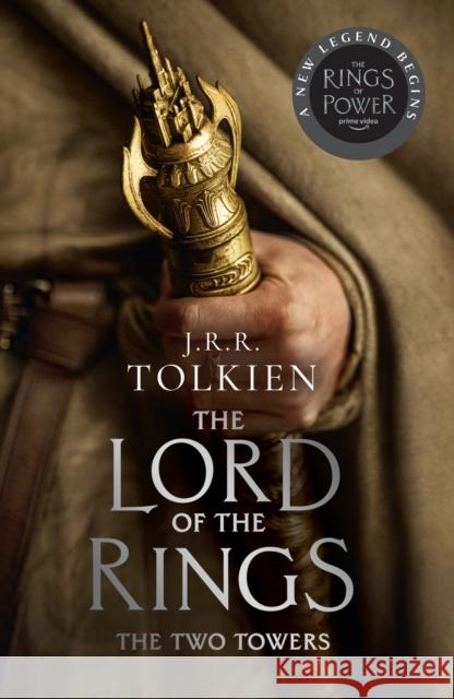 The Two Towers J. R. R. Tolkien 9780008537739 HarperCollins Publishers - książka