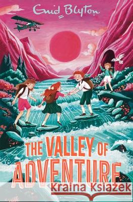 The Valley of Adventure Enid Blyton 9781035075546 Pan Macmillan - książka