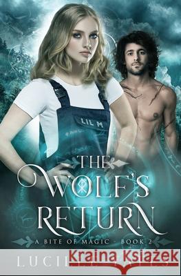 The Wolf's Return Lucille Yates 9781736969755 Kitty Hex Press - książka