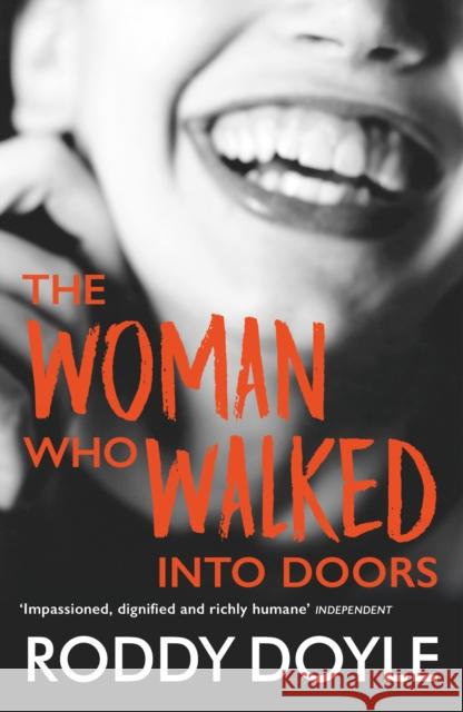 The Woman Who Walked Into Doors Roddy Doyle 9780749395995 Vintage Publishing - książka