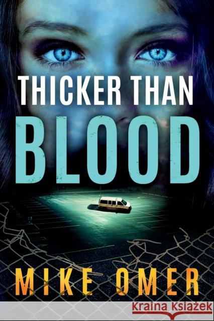 Thicker than Blood Mike Omer 9781542042444 Thomas & Mercer - książka
