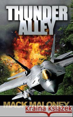 Thunder Alley Mack Maloney 9781612321530 Speaking Volumes, LLC - książka