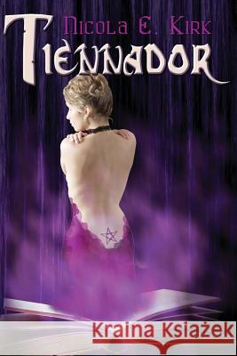 Tiennador Mrs Nicola E. Kirk 9781475179309 Createspace - książka