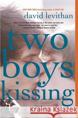 Two Boys Kissing David Levithan 9780307931917 Ember - książka