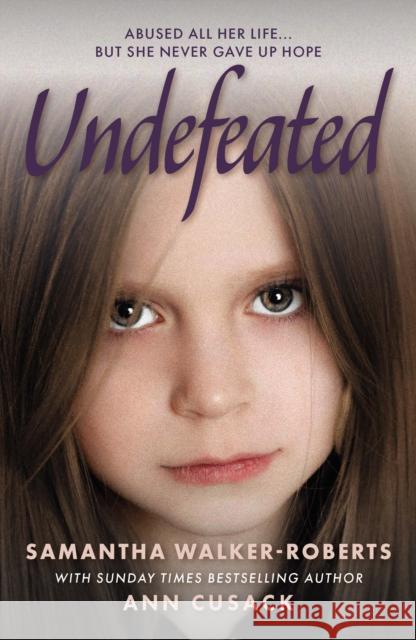 Undefeated Ann Cusack 9781917439299 Reach plc - książka